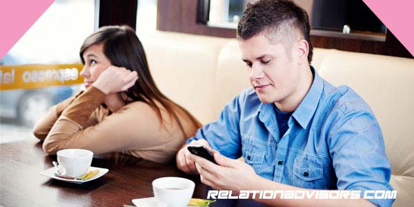 How Social Media Affects Relationships